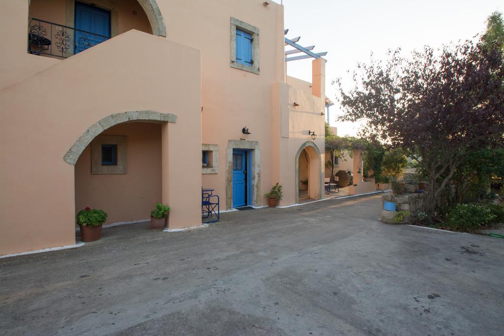 Abramis Studios Mitáta Exterior foto